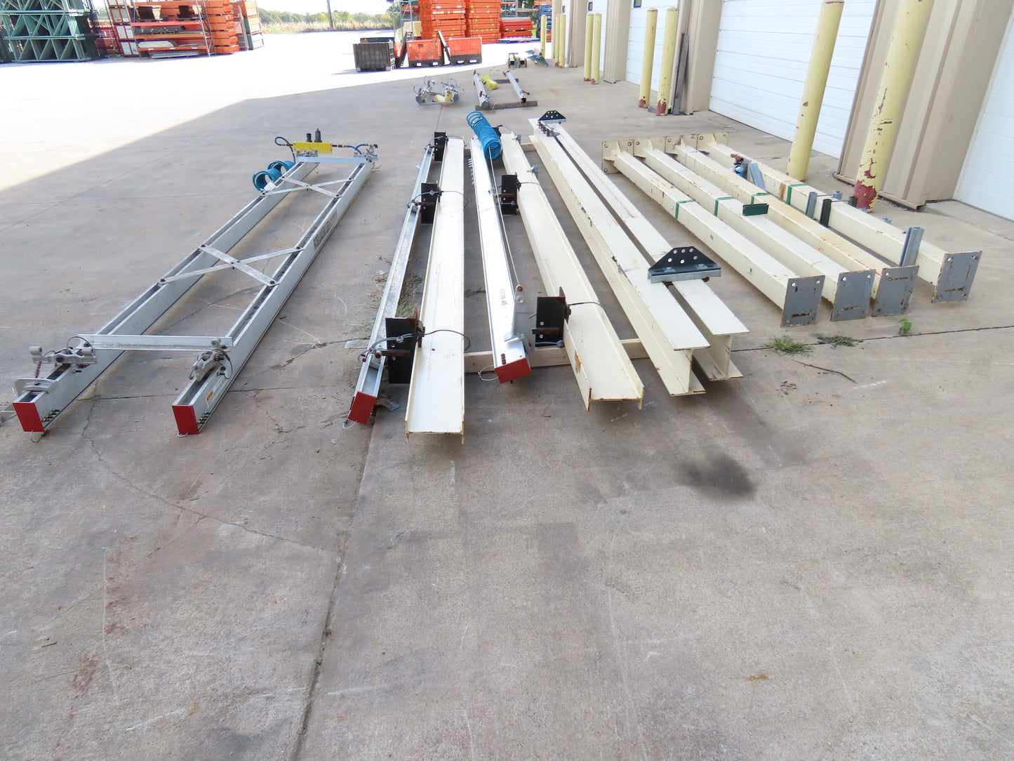 Unified 500 Lb Freestanding Bridge Crane Workstation 14' 9" Span 19' Runway