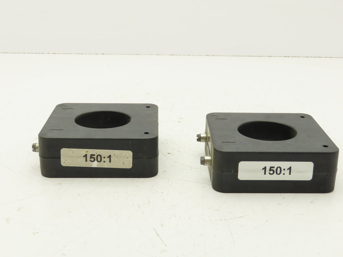 Square D 74R-151-001 Current Transformer 150:1 Ratio 600V 50-400Hz Lot of 2