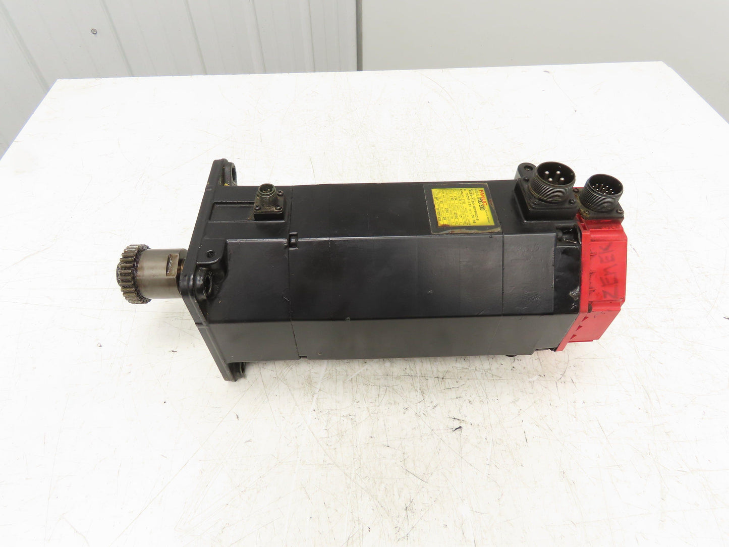 Fanuc A06B-0166-B675#0016 AC Servo Motor 3.8kw 2000 RPM Pulsecoder Encoder