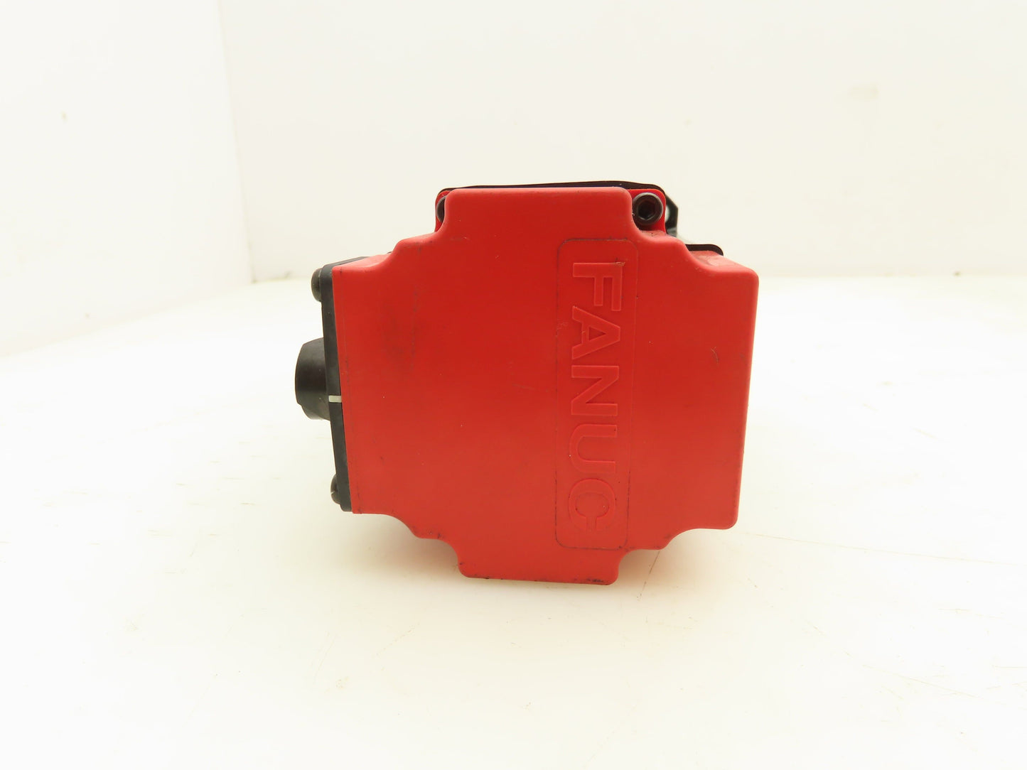 Fanuc A06B-0114-B804 AC Servo Motor 0.13kw 4000 RPM 31V Encoder  A20B-8200-018