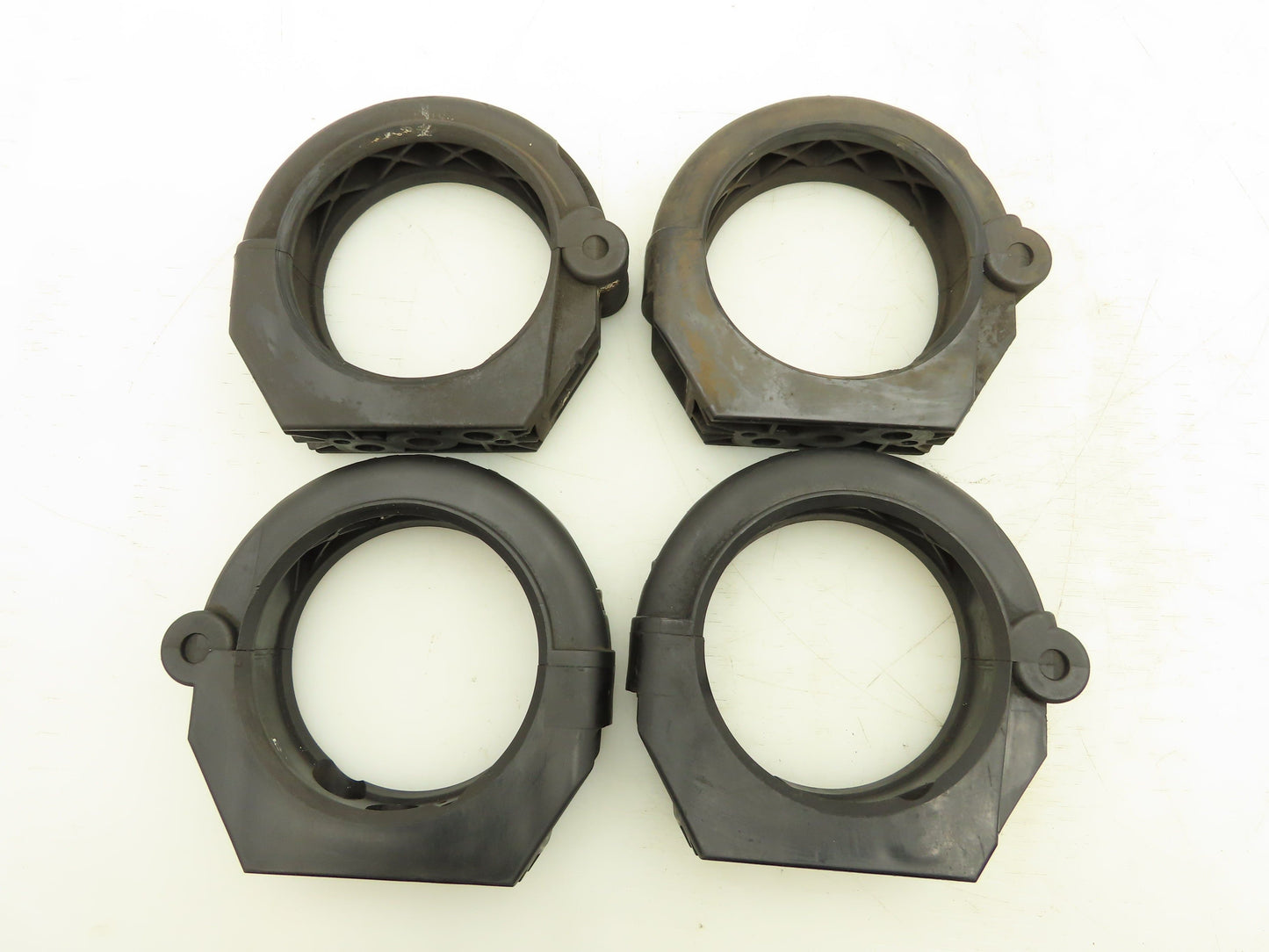 Leoni Cable Clip For Conduit Rotary Assembly 96MM Lot Of 4
