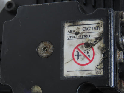 Yaskawa SGMRS-37A2A-YR12 AC Servo Motor 3700W 23.5Nm 1500 RPM Encoder