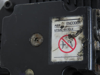 Yaskawa SGMRS-37A2A-YR12 AC Servo Motor 3700W 23.5Nm 1500 RPM Encoder