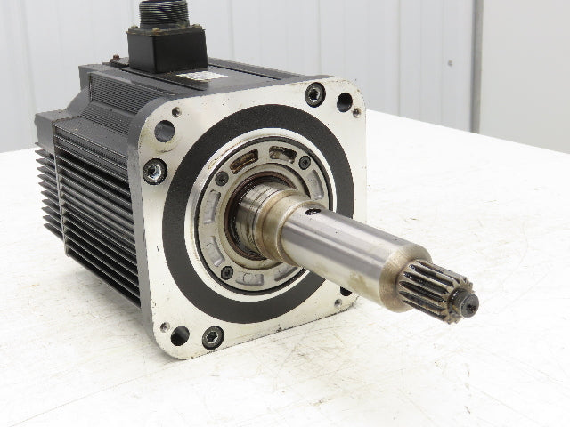 Yaskawa SGMRS-37A2A-YR12 AC Servo Motor 3700W 23.5Nm 1500 RPM Encoder