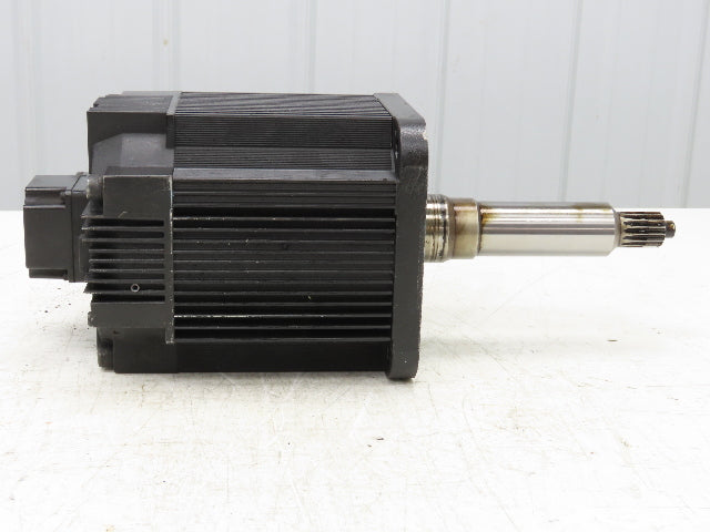 Yaskawa SGMRS-37A2A-YR12 AC Servo Motor 3700W 23.5Nm 1500 RPM Encoder