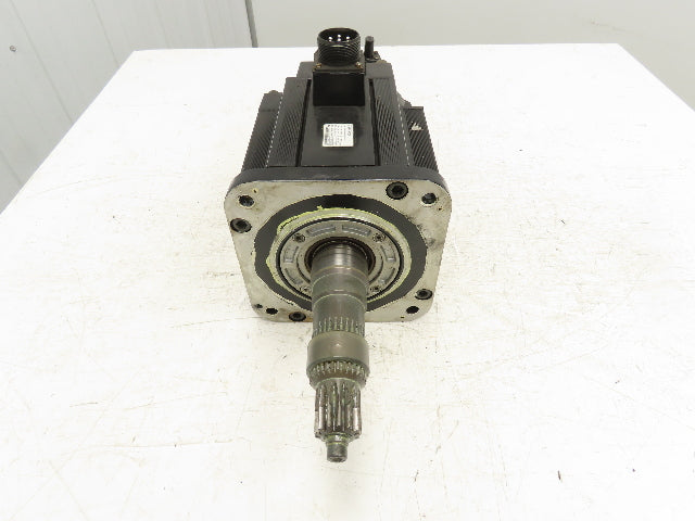 Yaskawa SGMGH-44A2A-YR14 AC Servo Motor 4400W 28.4Nm 1500 RPM Encoder