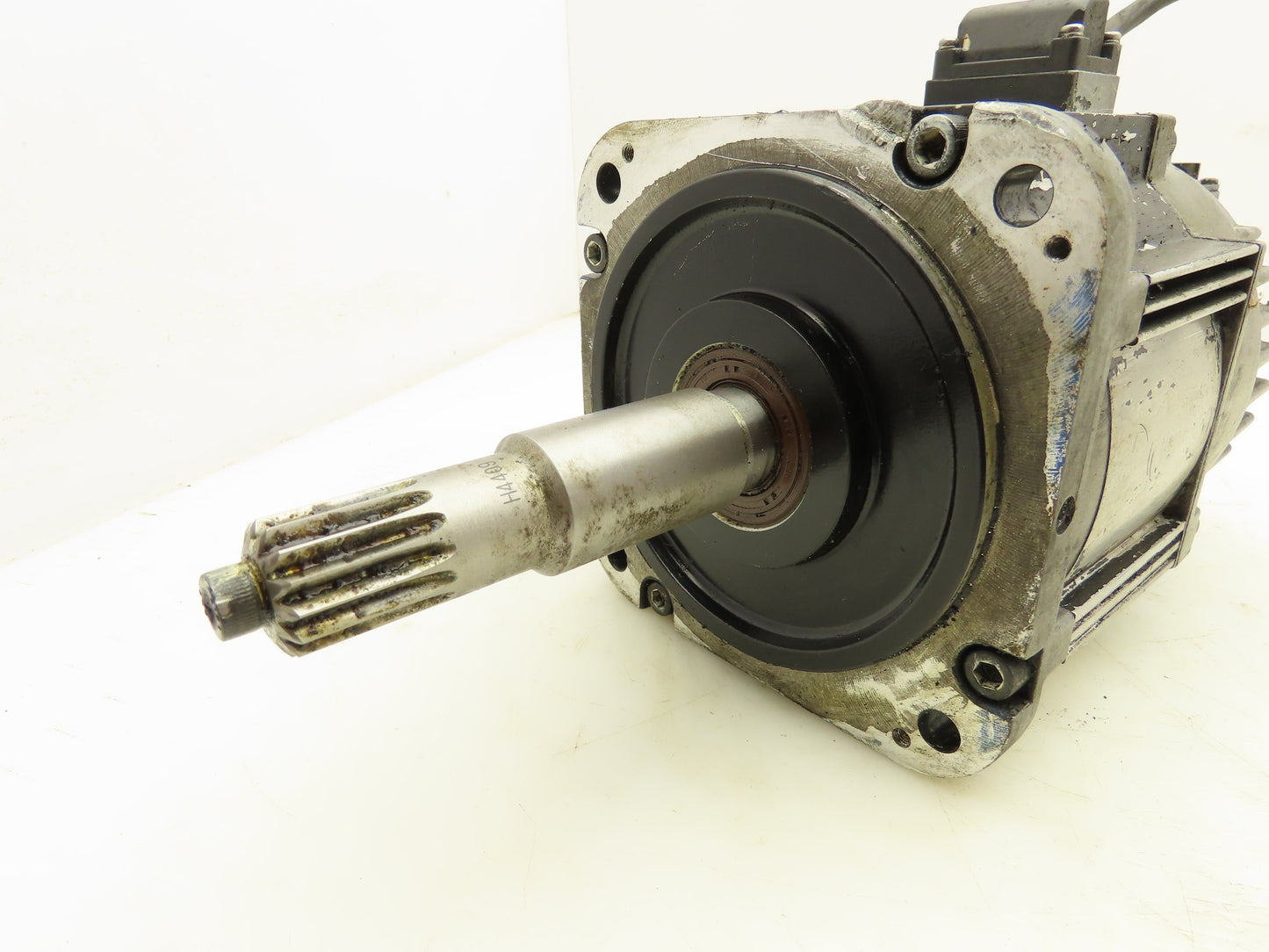 Yaskawa SGMRV-09ANA-YR11 AC Servo Motor 0.85kw 5.39Nm 1500 RPM Encoder