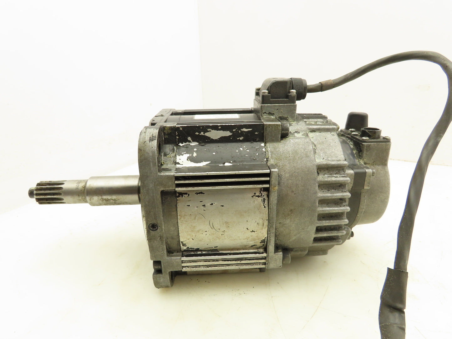 Yaskawa SGMRV-09ANA-YR11 AC Servo Motor 0.85kw 5.39Nm 1500 RPM Encoder