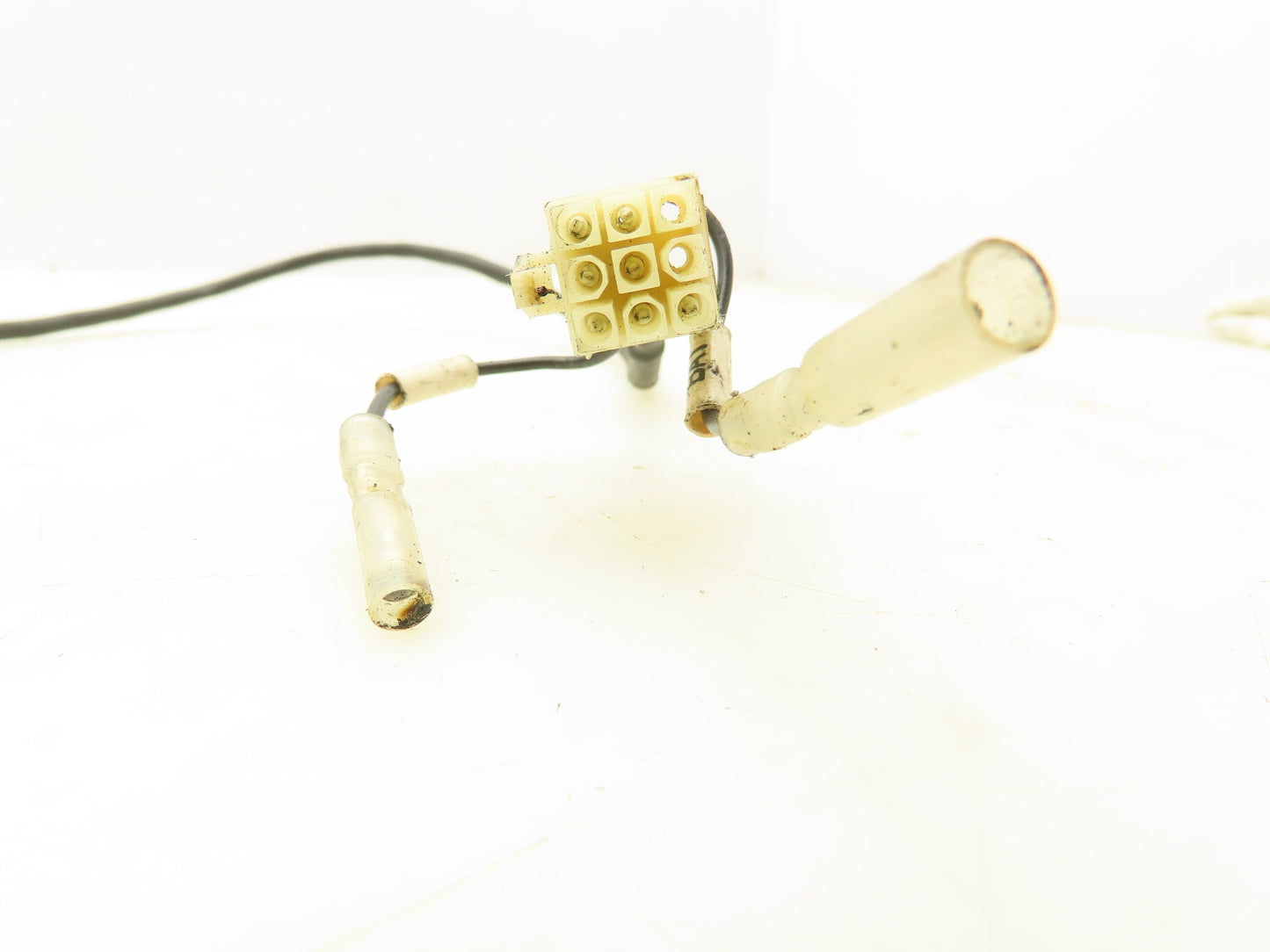 Yaskawa SGMDH-12A2A-YR12 AC Servo Motor 1150W 5.49Nm 2000 RPM Encoder