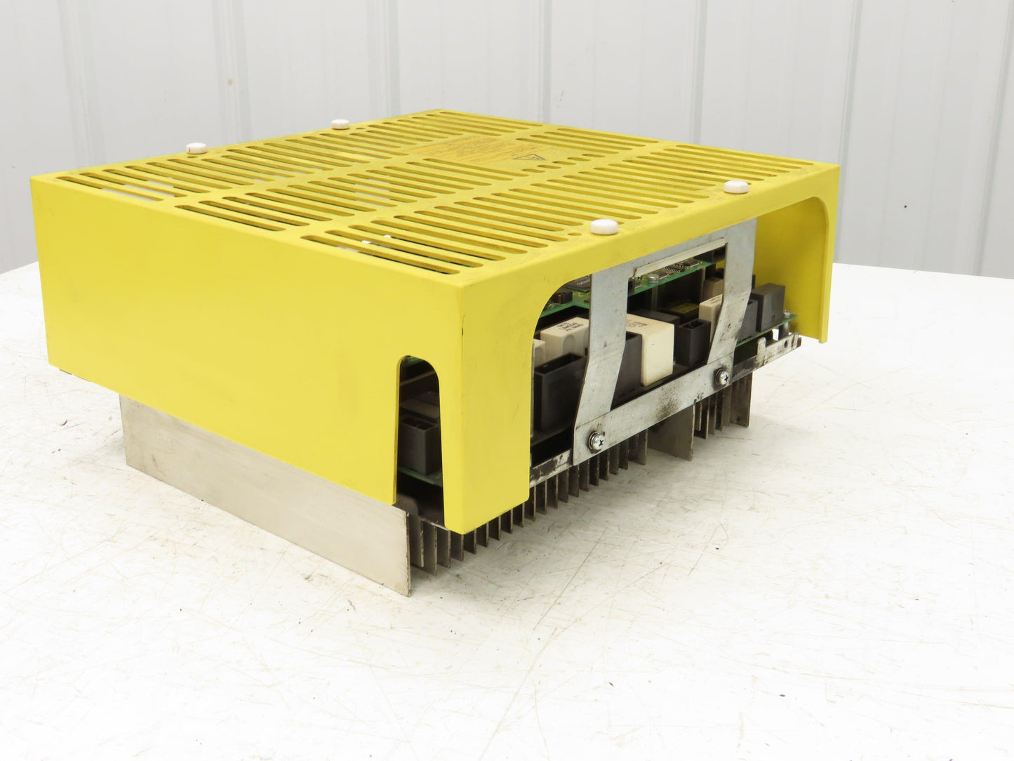 Fanuc A16B-3200-0610/15F AC Servo Motor Amplifier Module