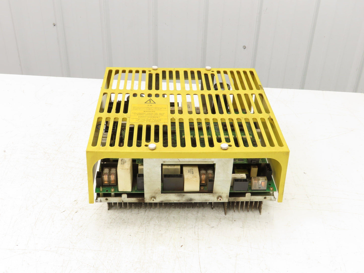 Fanuc A16B-3200-0610/08E AC Servo Motor Amplifier Module