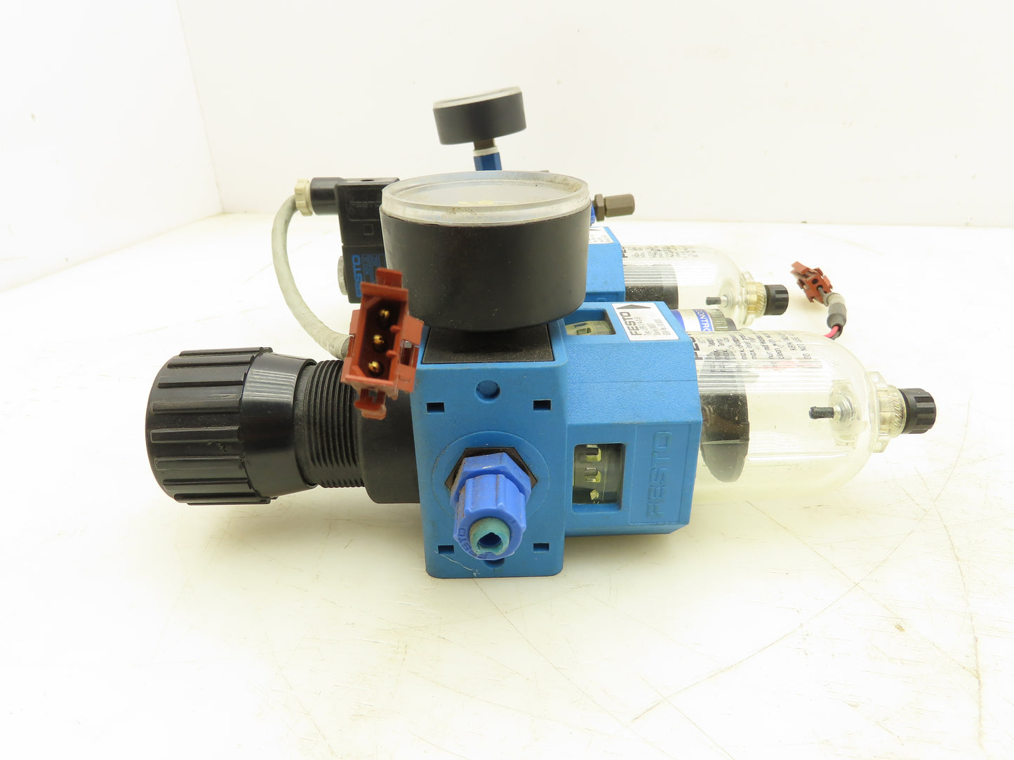 Festo LFM-1/4-S-B Pneumatic Air Treatment Regulator Filter Solenoid Valve Switch