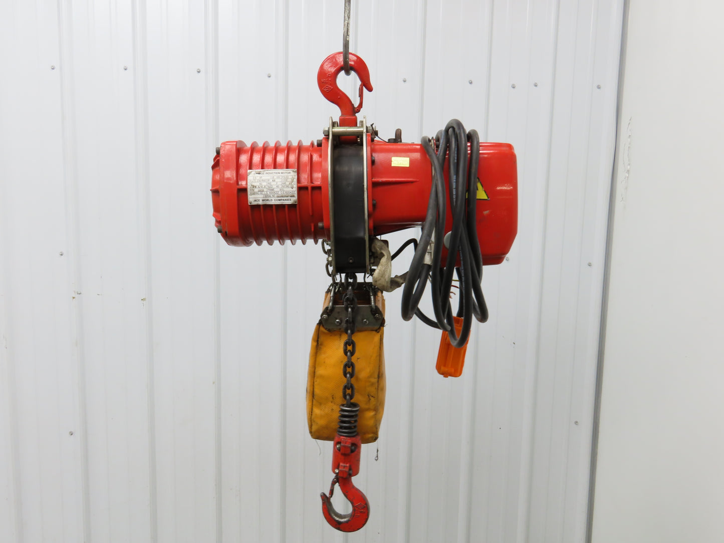 Advantage 100 1 Ton Electric Chain Hoist 26 FPM 18' Travel 16' Pendant 460 Volt