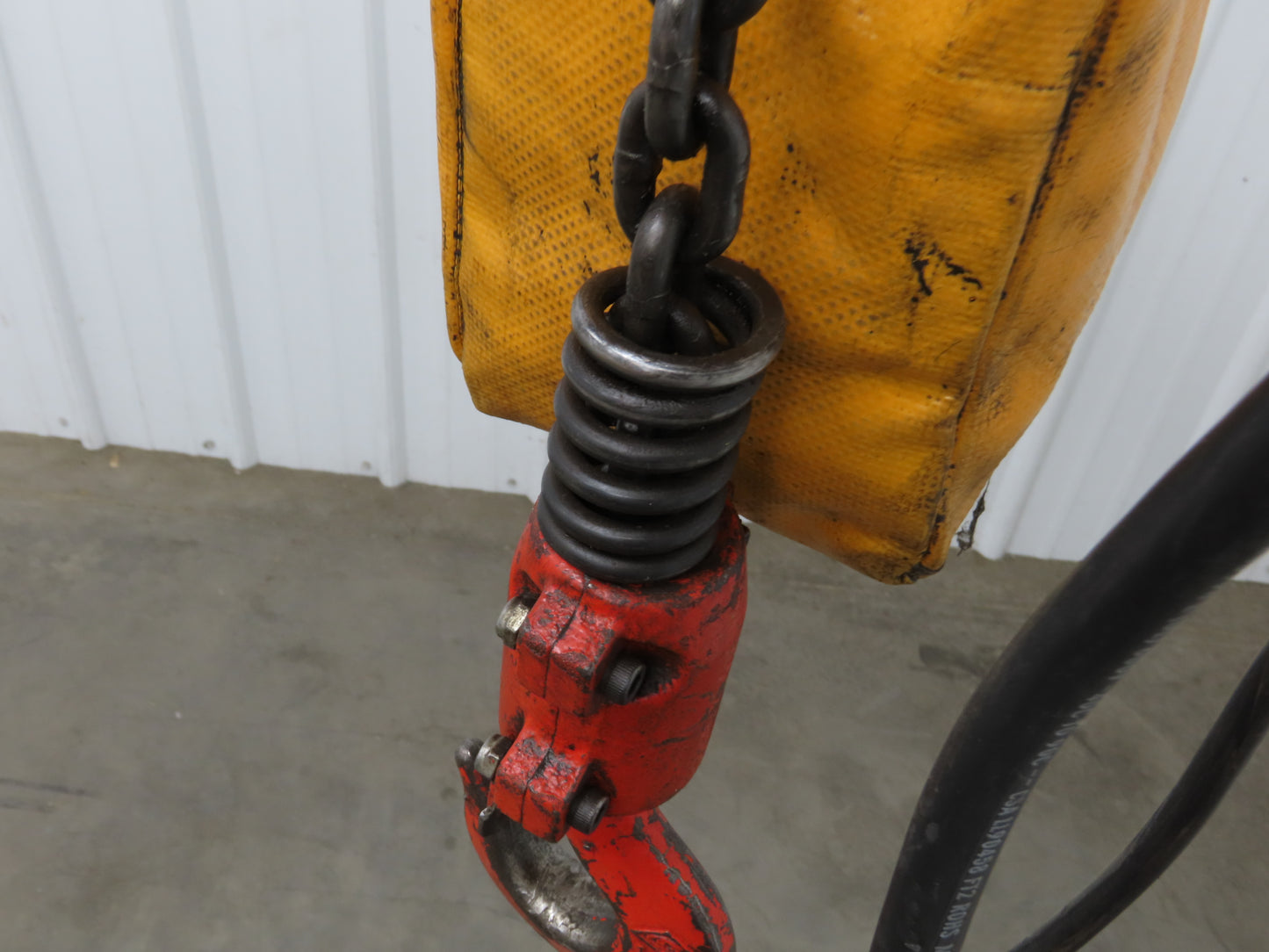 Advantage 100 1 Ton Electric Chain Hoist 26 FPM 18' Travel 16' Pendant 460 Volt