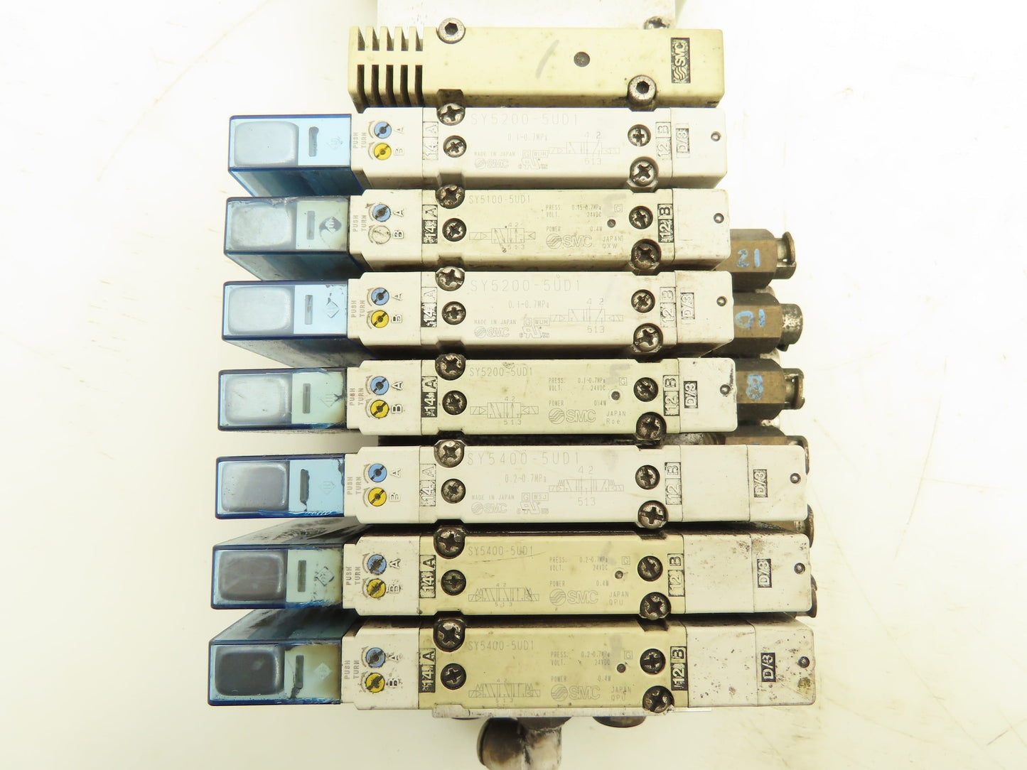 SMC EX260-SDN4 Devicenet Interface Unit With 8 Station Manifold Block 24VDC