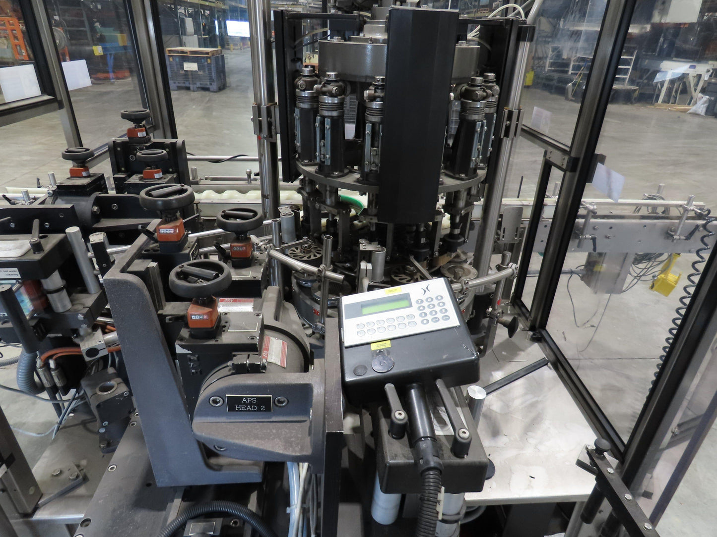 Krones Autocol K747-458 Labeler Machine 12-Bottle Auto Feed Adhesive Labeling