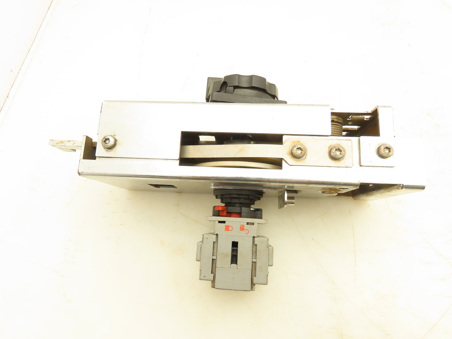 ABB 3HAC8367-1 Controller Door Interlock Rotary Switch