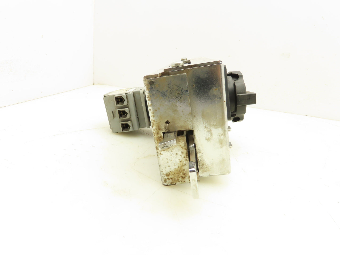ABB 3HAC8367-1 Controller Door Interlock Rotary Switch
