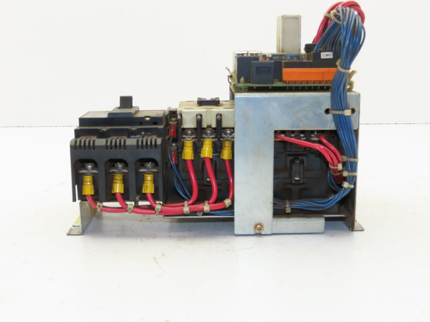 Fanuc A05B-2501-C400 Robotics Drive Emergency Stop Unit 3 Pole 10A