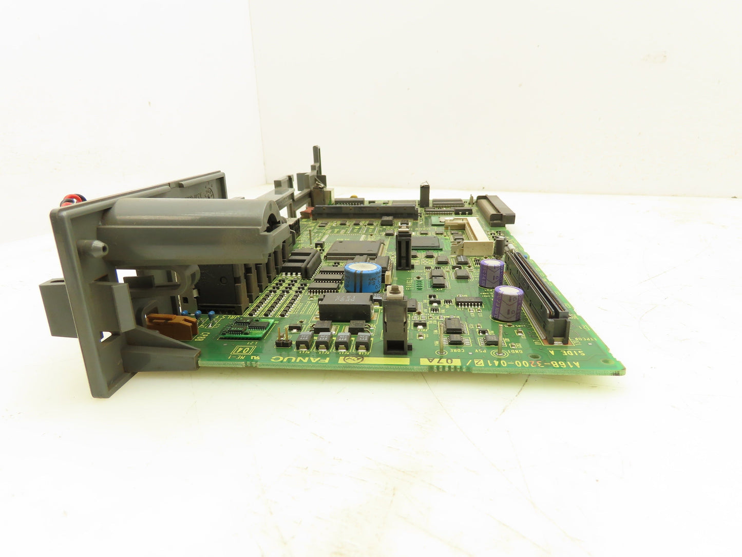 Fanuc A16B-3200-0412/07A Servo Drive Main CPU PCB