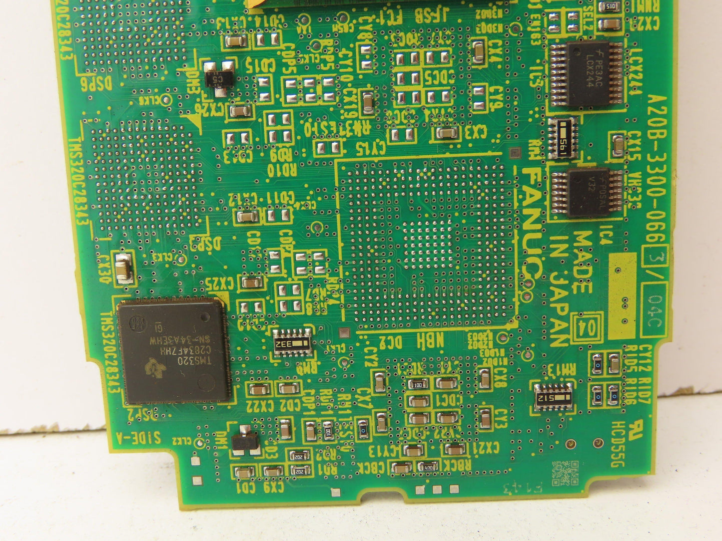 Fanuc A20B-3300-0663/04C Servo module A12