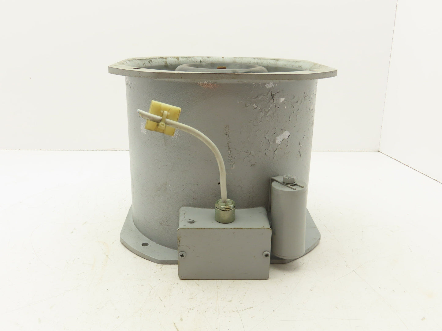 Woods Air Movement JS180013 A.C. Aerofoil fan 220VAC 3300RPM 10" 26° Pitch Angle