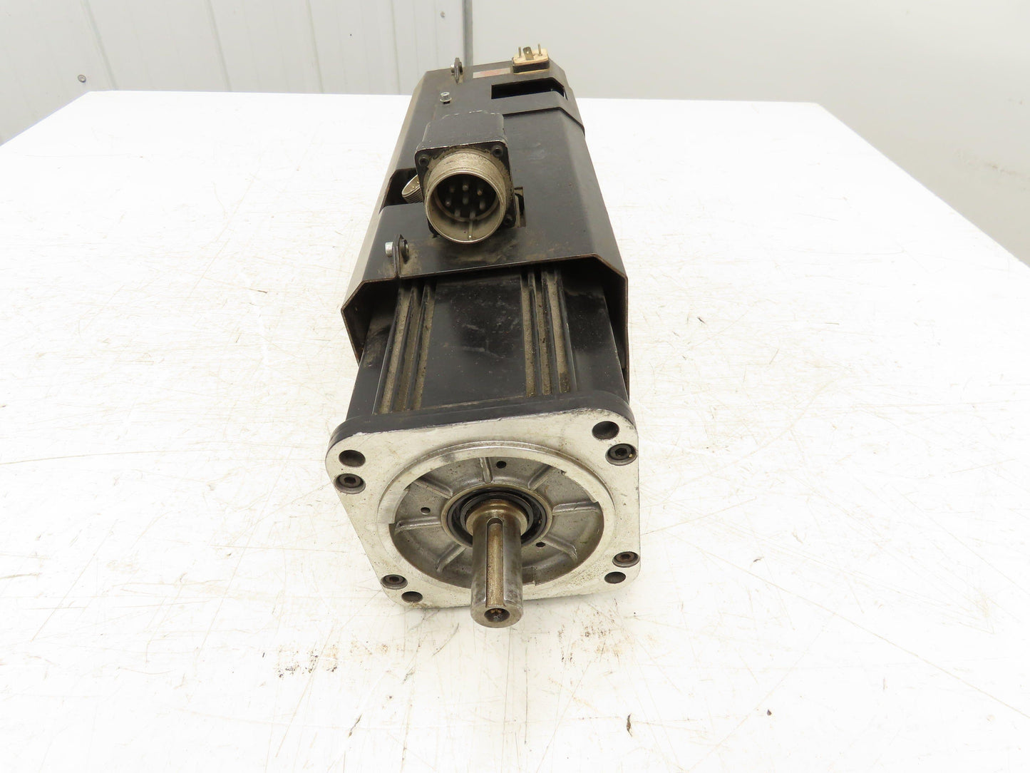 Indramat MAC071B-2-KS-4-C/095-A-0/WI520/S001 Servo Motor 6000 RPM