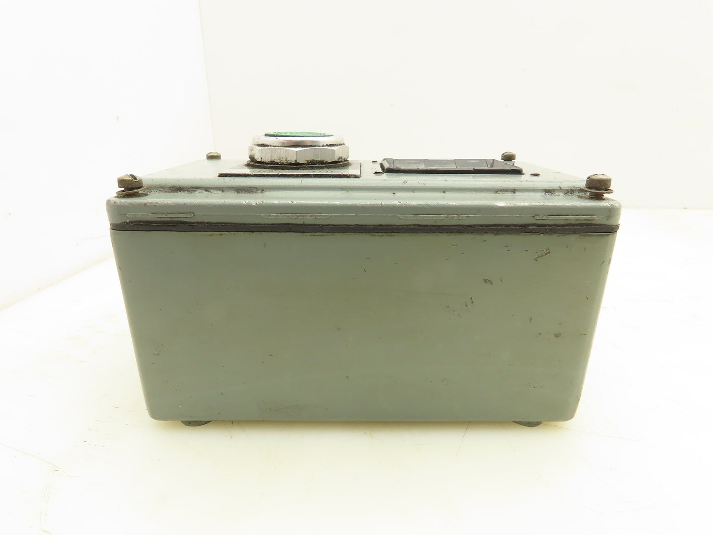 Cherry Electric T10-02A Thumbwheel Switch 3-Digit Counter Pushbutton Enclosure