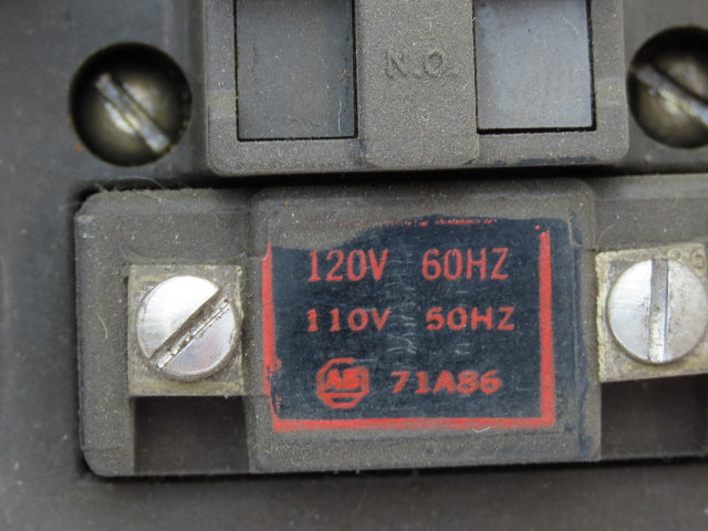 P&H 705-B0DX286 NEMA Size 1 Reversing Motor Starter 4 Pole 120V Coil