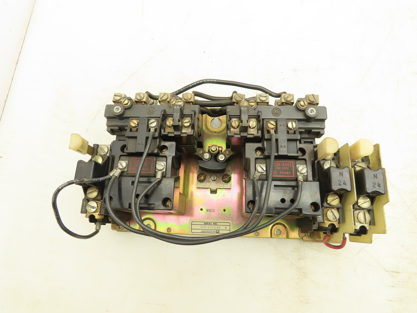 P&H 705-A0DX284 Reversing Motor Starter Contactor 4 Pole 120V Coil