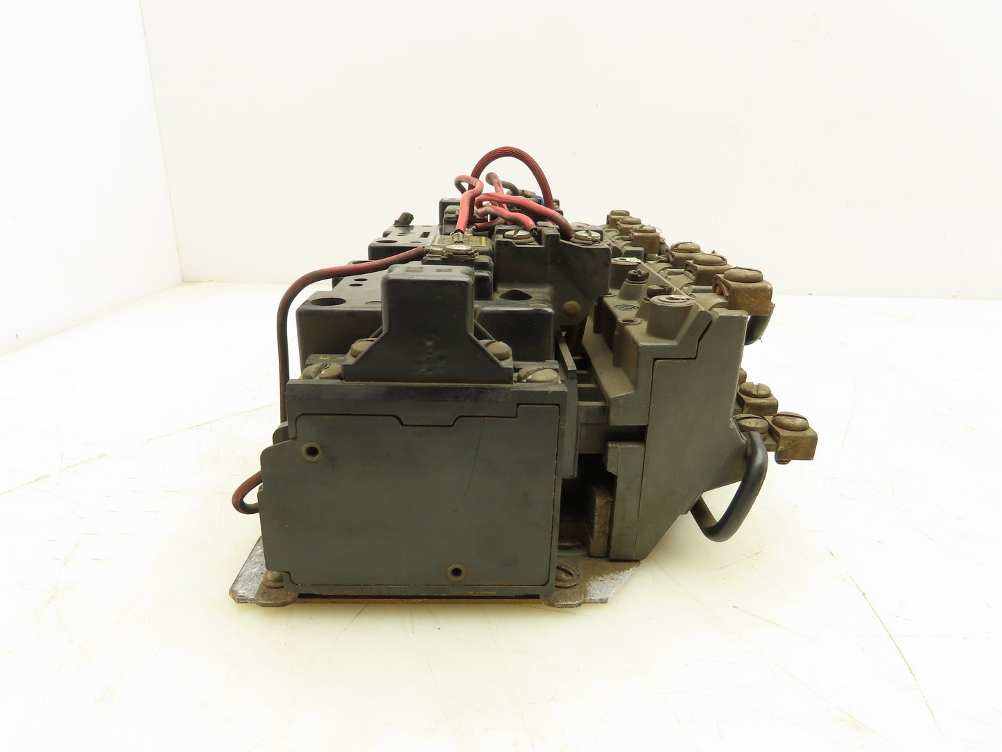 Allen Bradley 705-B0B46 NEMA Size 1 Reversing Motor Starter 3Ph 10HP 480V Coil