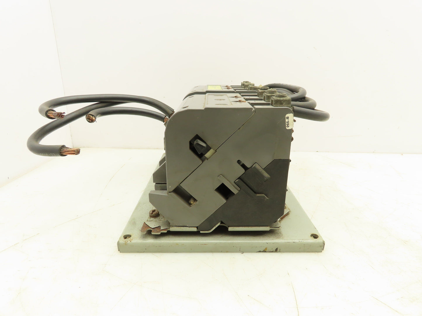 P&H 479U235D12 NEMA Size 3 Reversing Motor Starter Contactor 100A 600V 3PH