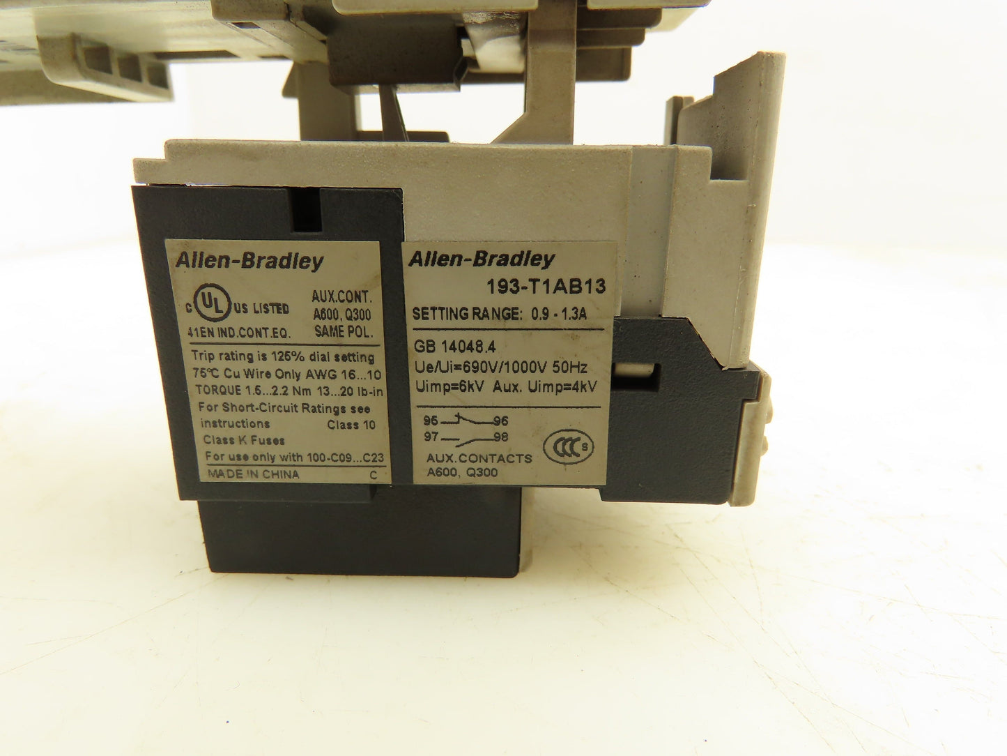 Allen Bradley 193-T1AB13 Thermal Overload Relay 690VAC 0.90-1.3A With Contactor