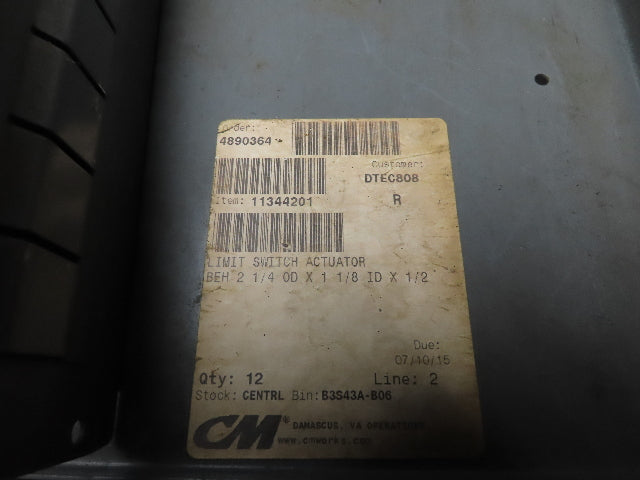 CM 11344201 Budgit Hoist Limit Lever 2-1/4" OD 1-1/8" ID Grooved Pin Lot of 5