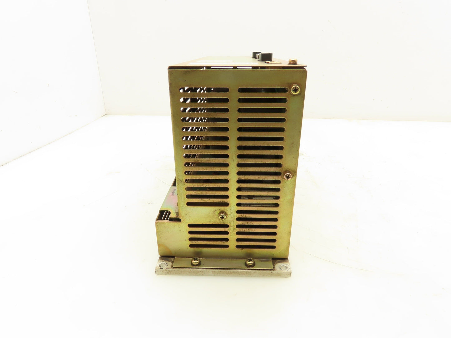 Yaskawa Electric SGDR-C0A040A01B Servopack Converter