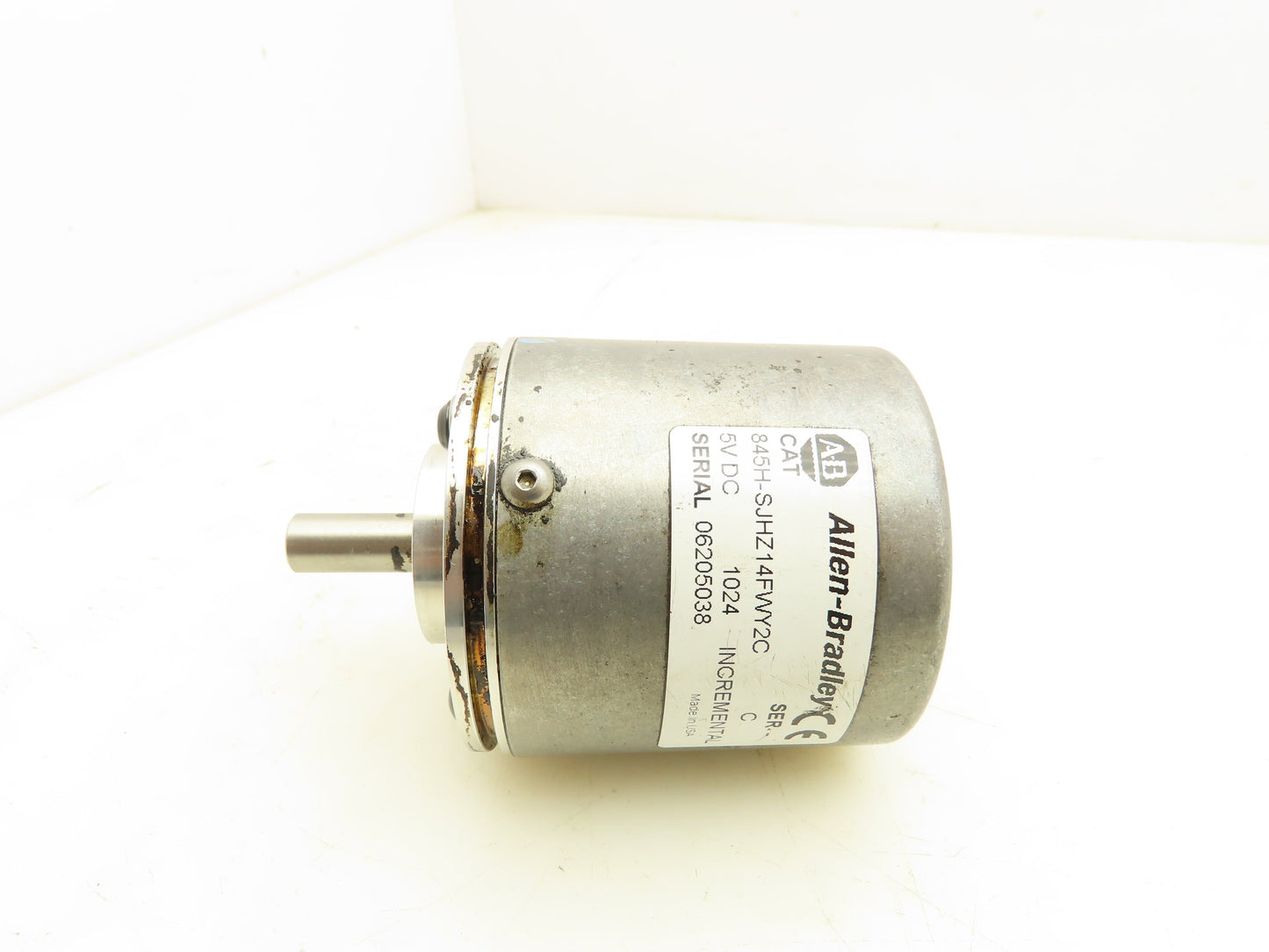Allen Bradley 845H-SJHZ14FWY2C Incremental Encoder 5VDC Series C