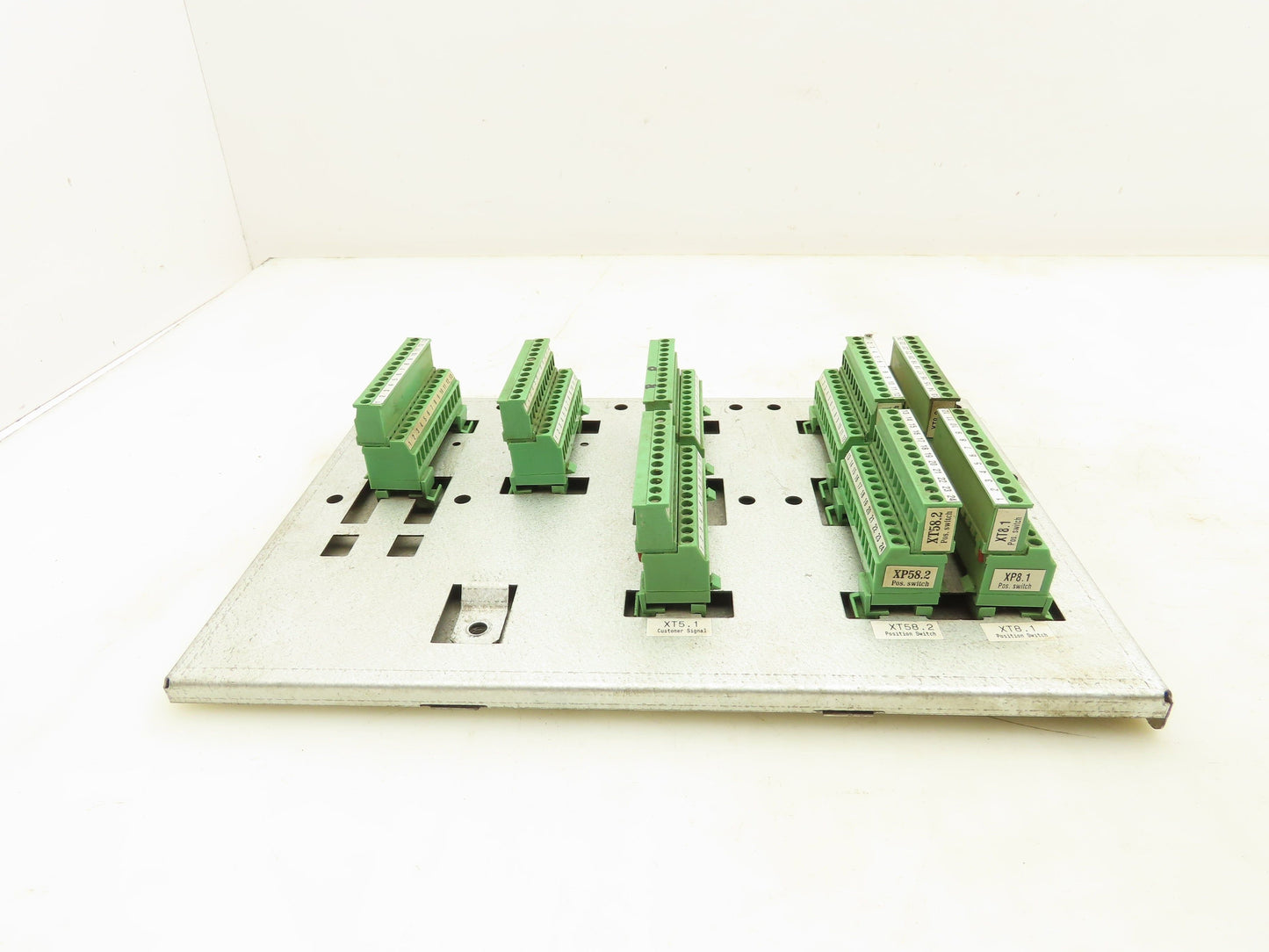 Yaskawa Motoman Robot IO Terminal Block Panel 11.5 x 7.75