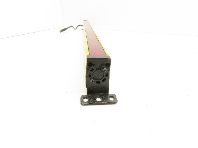 STI 70157-1016 Light Curtain Transmitter And Receiver Set 24VDC Input