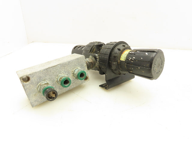 Parker 06E32A10AC Filter Regulator 1/2" NPT 150PSI