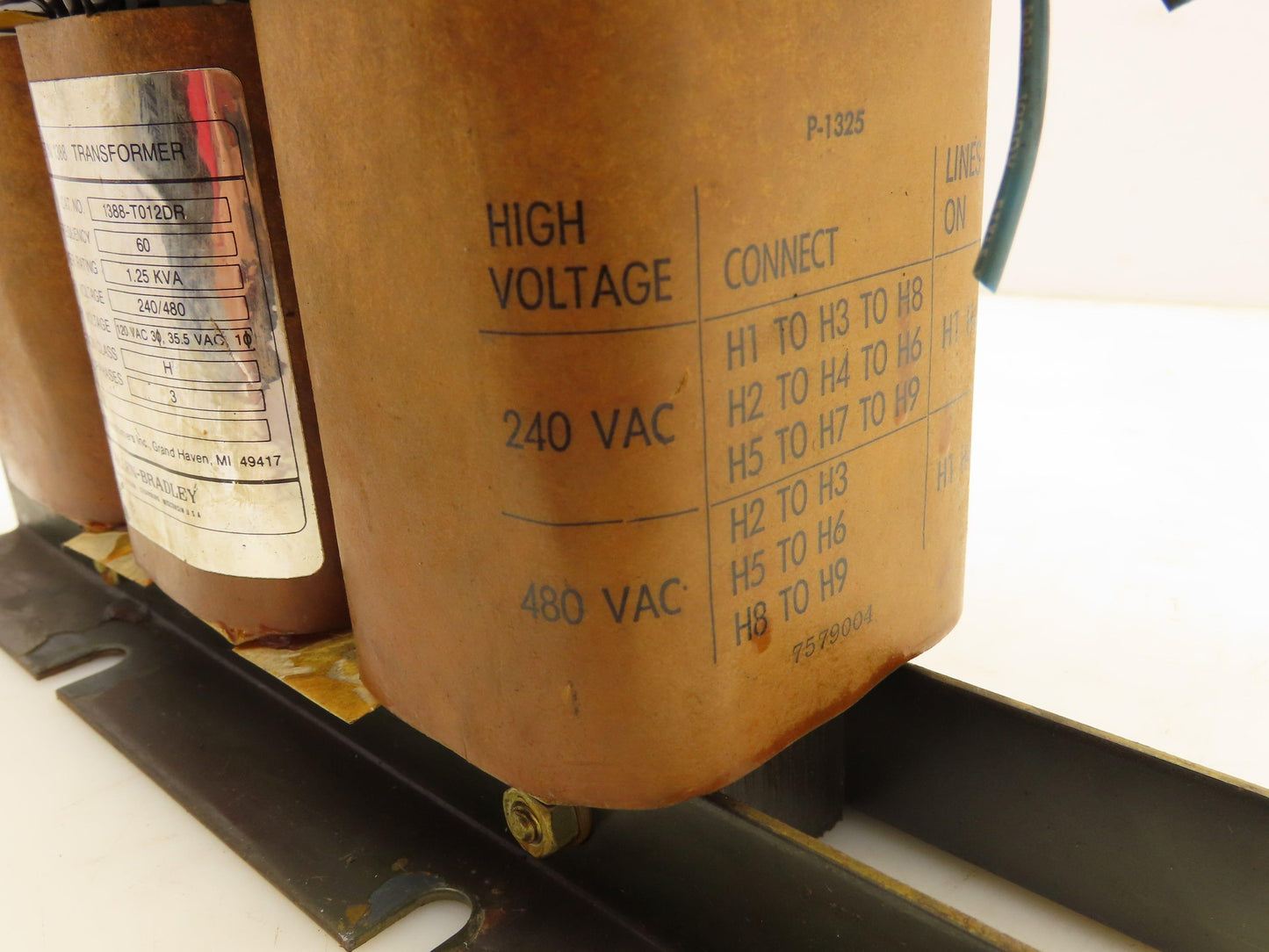 Allen Bradley 1388-T012DR Control Transformer 1.25 KVA 240/480V 120V 3Ph