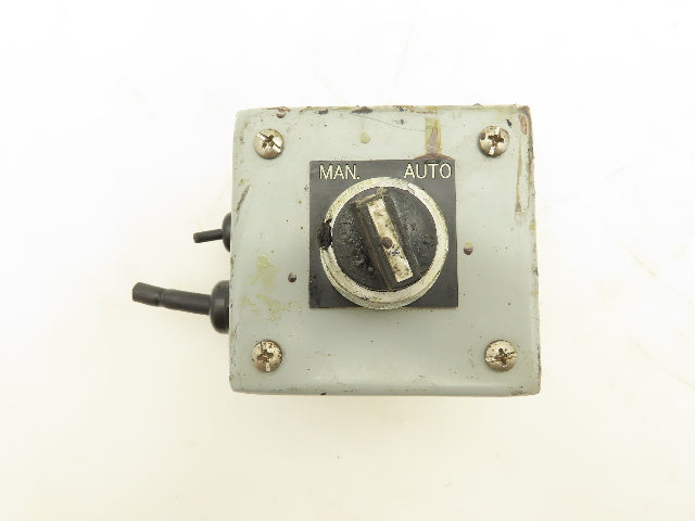 Hubbell Wiegmann PB1 Enclosure w/Allen Bradley Switch HT84 Nema Type 12 Lot of 4