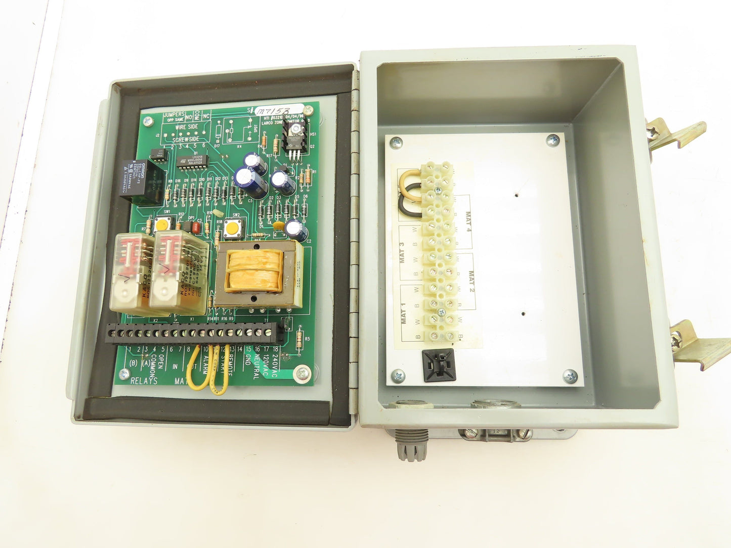 Larco 4000 Zone Monitor 4000 Safety Control Module Type 13 Enclosure