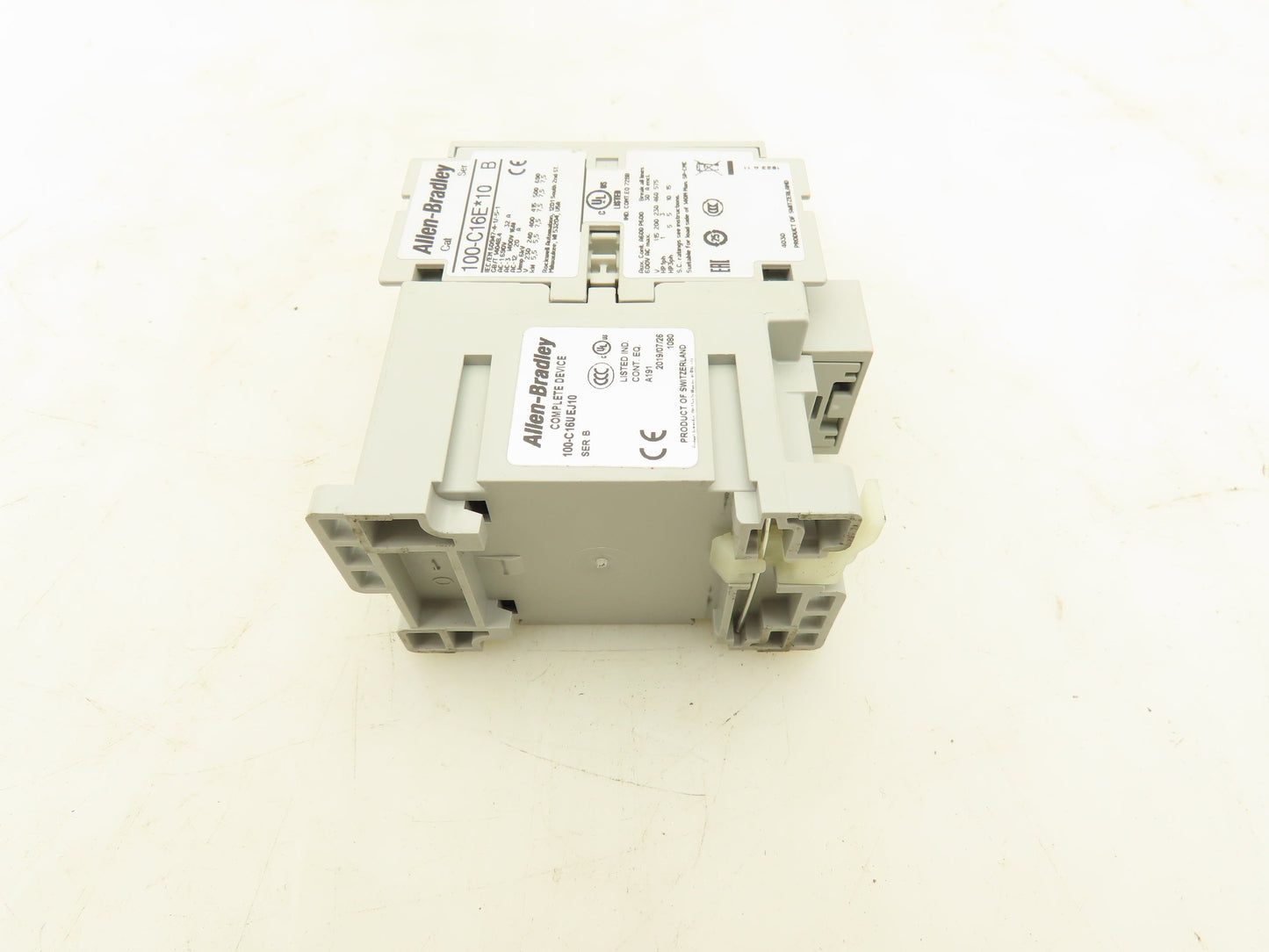 Allen Bradley 100-C16UEJ10 Contactor 24VDC Coil 16A 1 N.O.