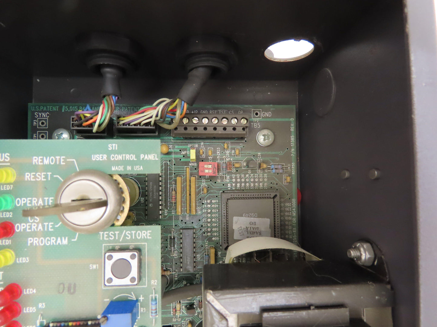 STI MS4348B Light Curtain Controller Input 117VAC 25A Output 220VAC