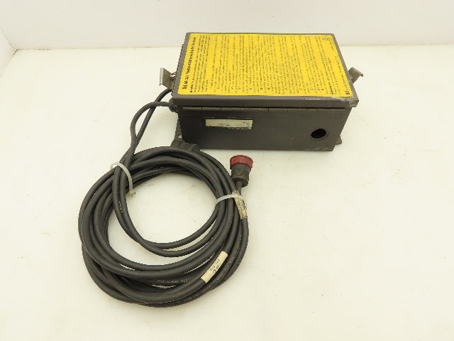 STI MS4348B Light Curtain Controller Input 117VAC 25A Output 220VAC