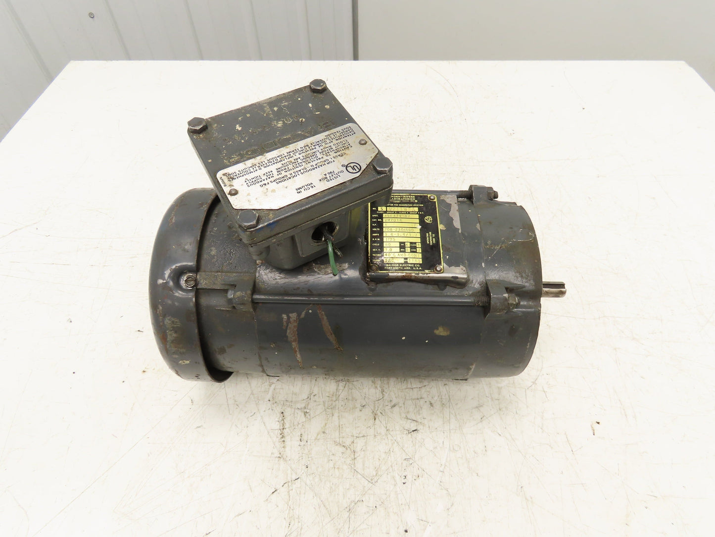 Baldor VM7014 AC Motor 1Hp 1725 RPM 208-230/460V 3PH 56C Hazardous Location
