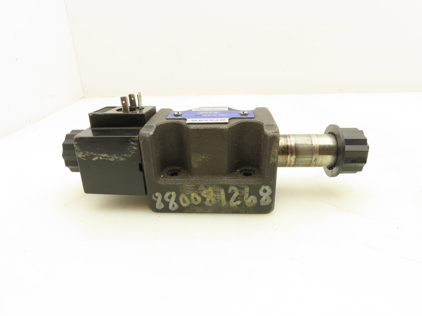 Hystar DSG-3C4-N-03 Hydraulic Spool Solenoid Valve 4/3 Type 110V Missing Coil