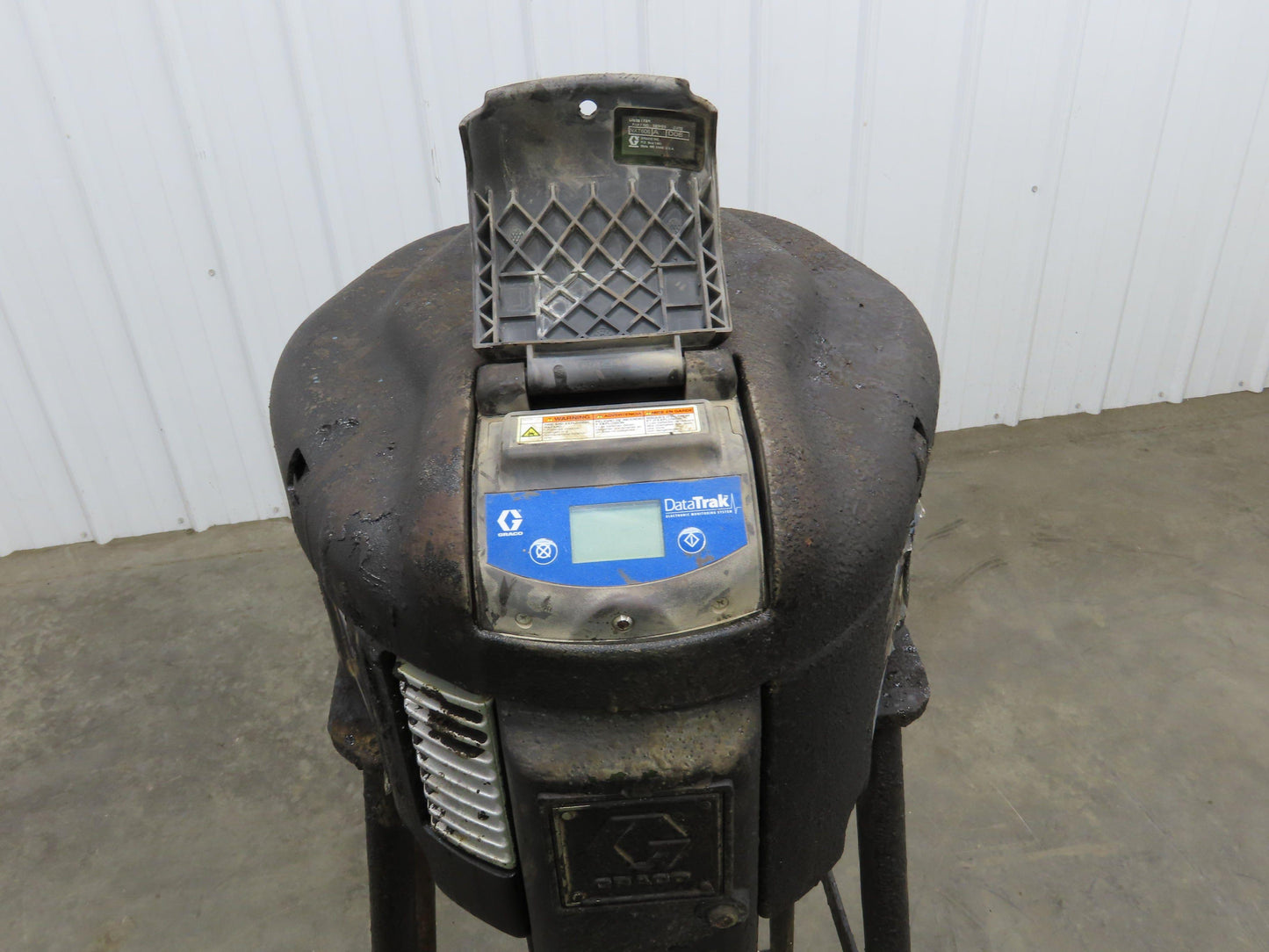Graco P32MCD Dura-Flo 32C NXT 2-Ball Piston Pump 32:1 Air Motor with DataTrak
