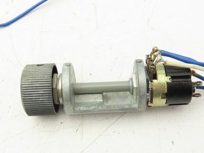 Potentiometer Control Knob 2A 250V 2.2 Ohms Lot of 6