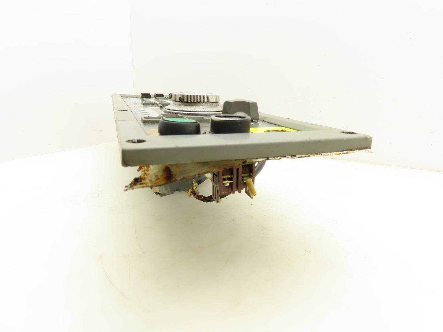 Okuma 7000L-S CE OSP Machine Operator Control Panel w/Pulse Handwheel CNC Lathe